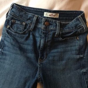 HOLLISTER RAW HEM BELL BOTTOMS